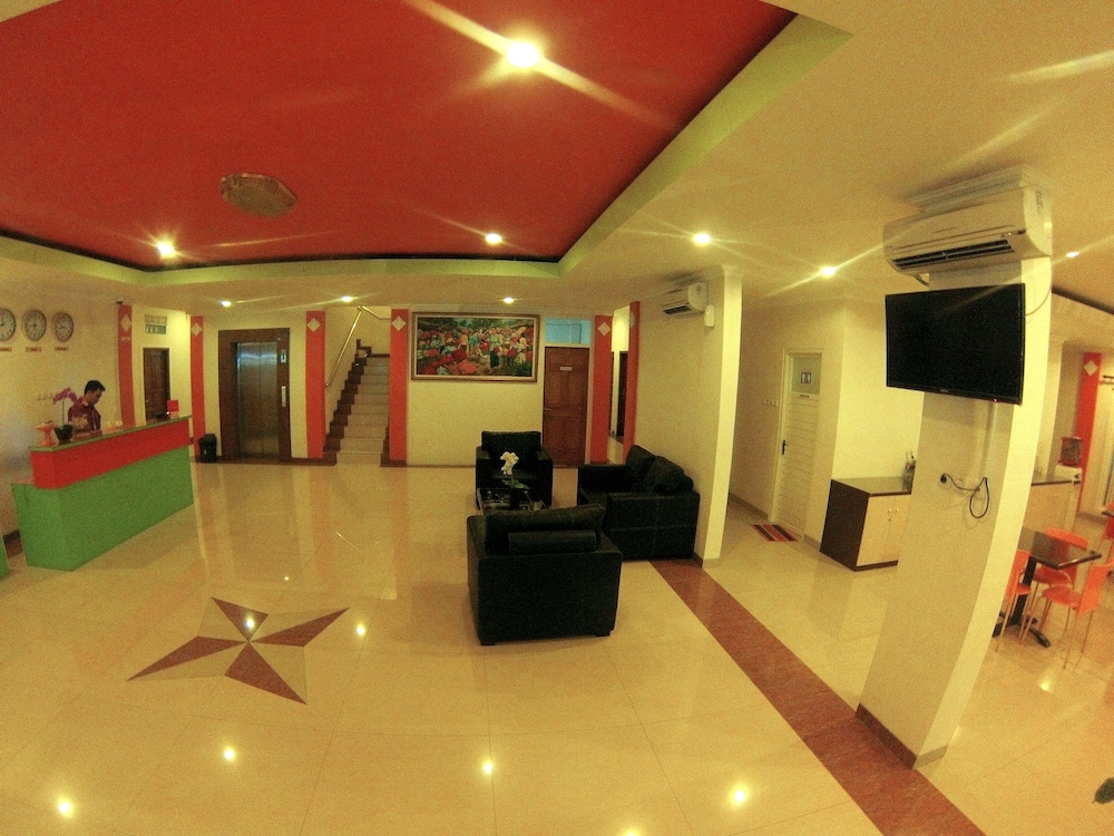 The Kanjeng Hotel Kuta 30/36