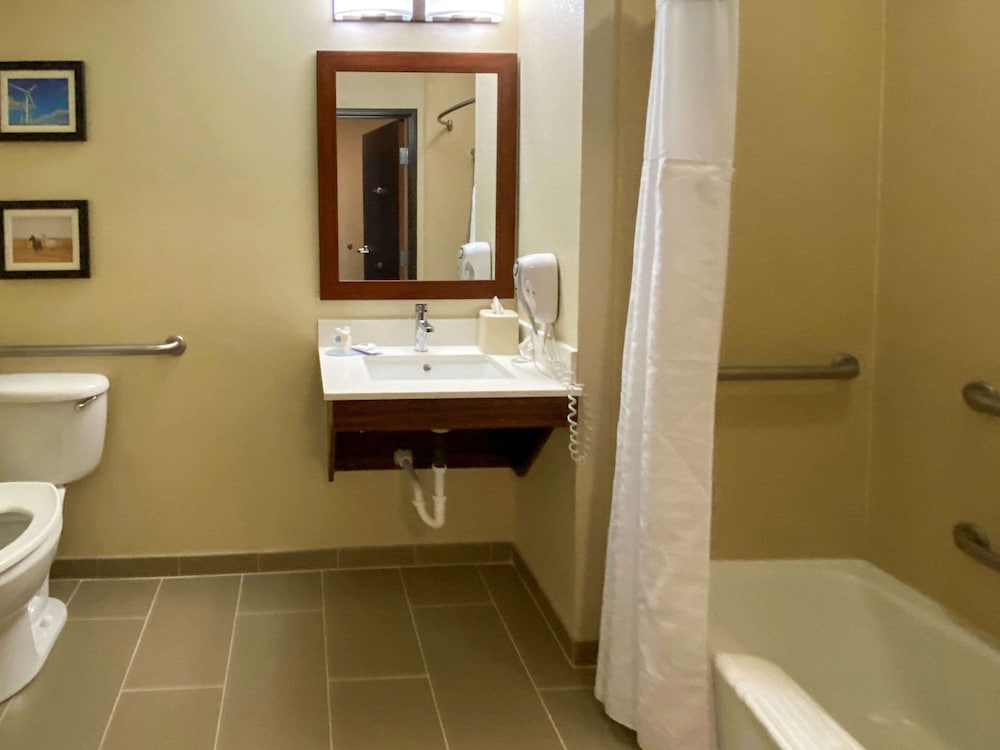 Comfort Inn & Suites Goodland, KS 11/47