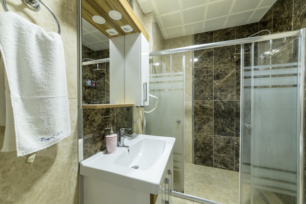 Royal Babil Suites 50/50