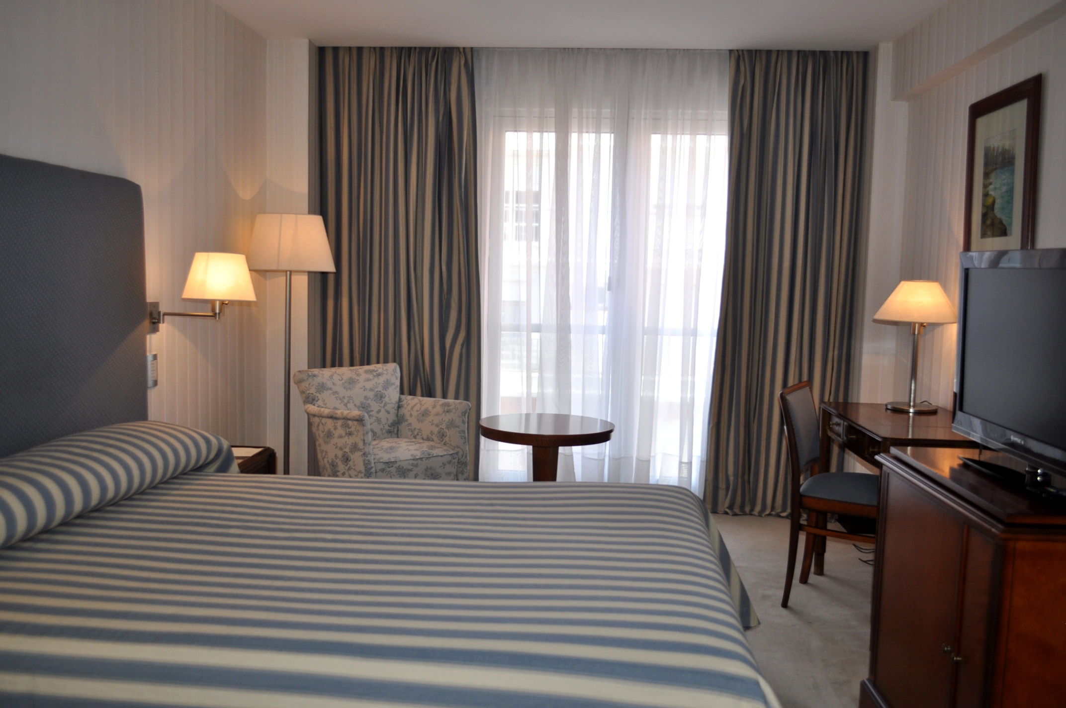Hermitage Hotel 18/25