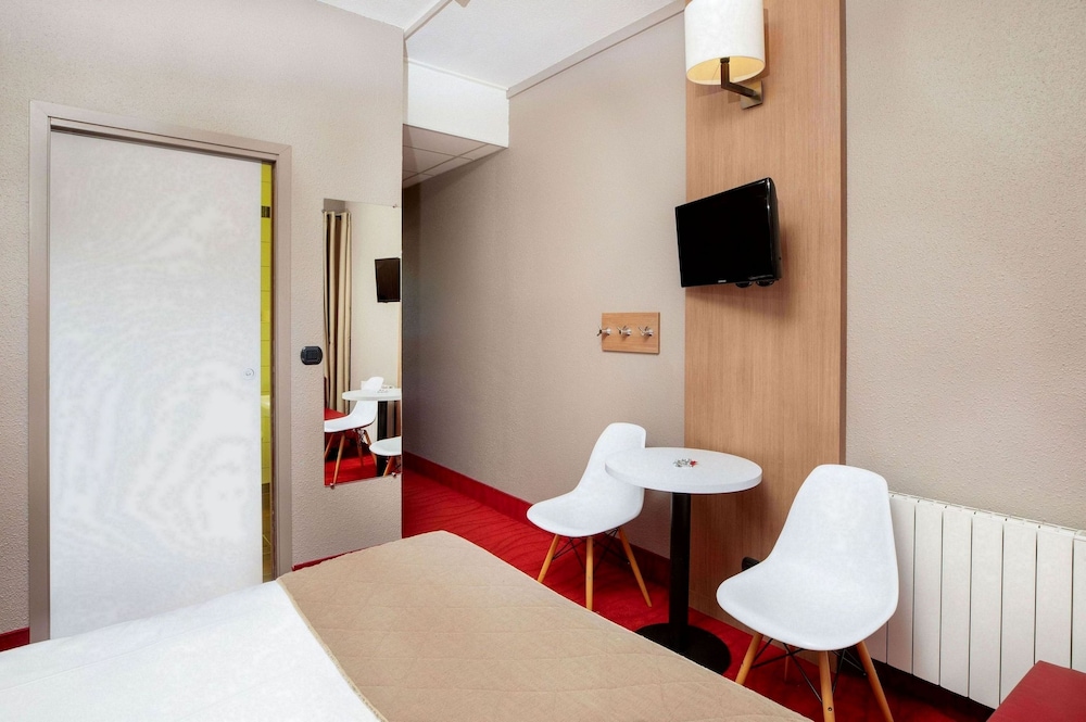 SOWELL HOTELS Le Pas du Loup 10/71