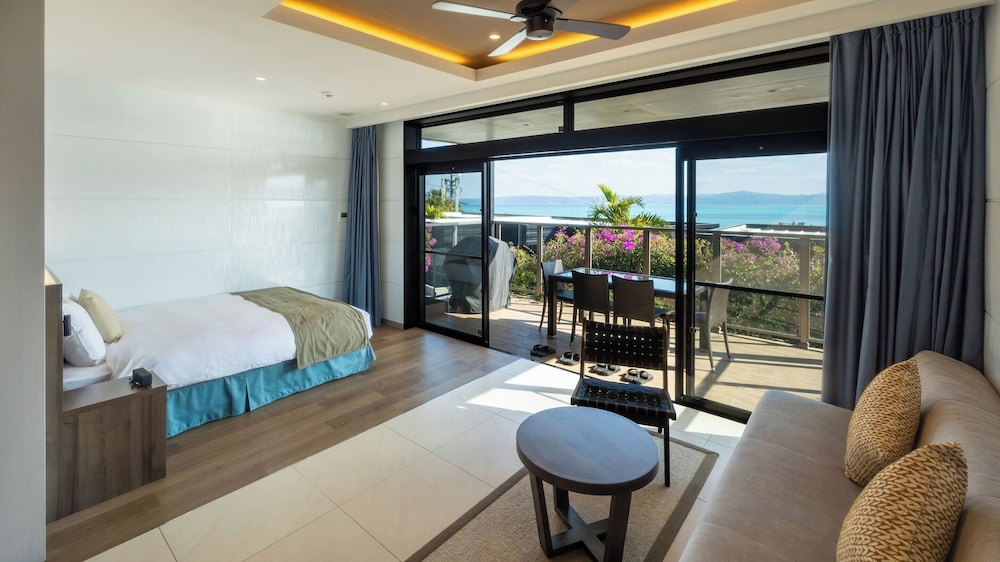 One Suite The Terrace 14/47