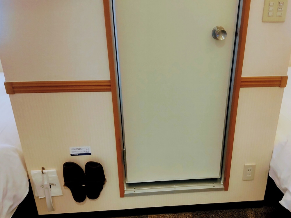 Toyoko Inn Shin-Osaka Chuo-Guchi Shinkan 40/51