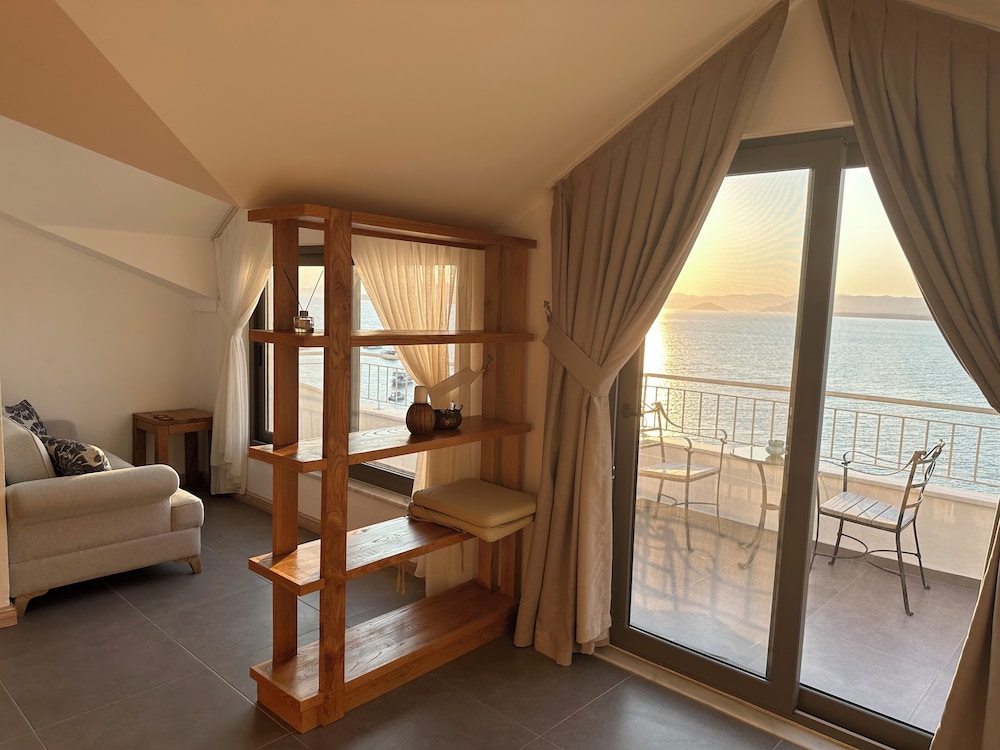 بنتهاوس بسرير مزدوج بإطلالة على البحر، Ece Boutique Hotel 9/10