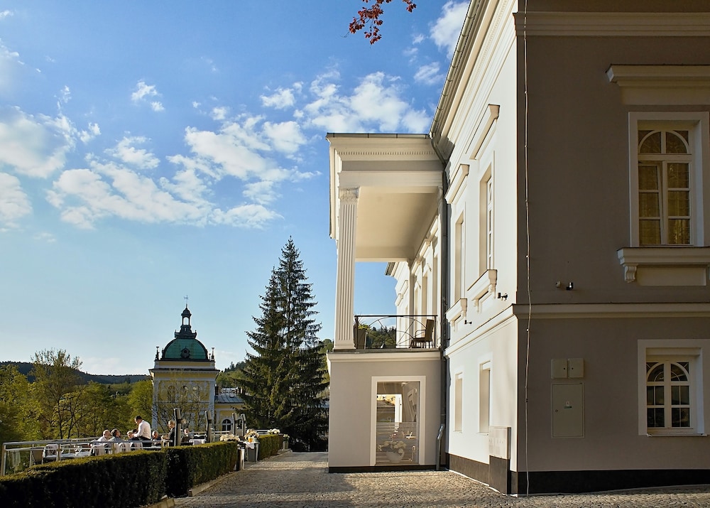 Gourmet Hotel Villa Patriot 8/72