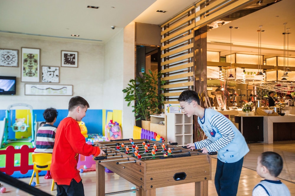 Pullman Linyi Lushang 42/49
