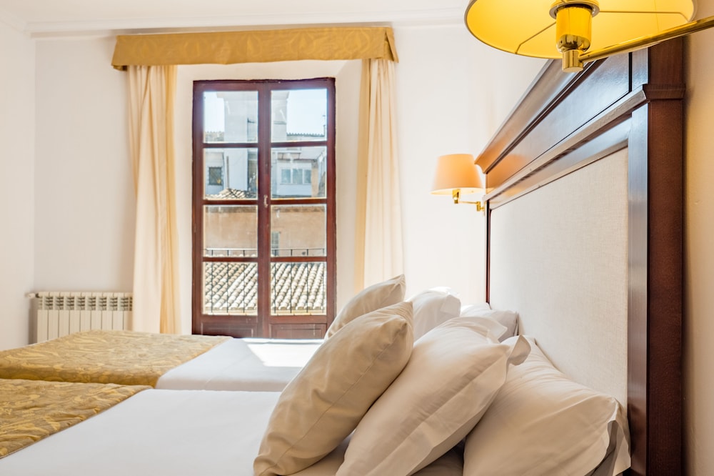 Hotel Born 39/49