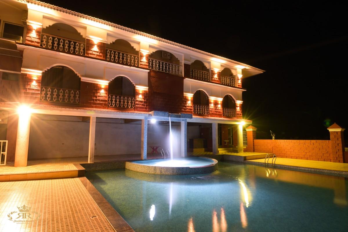 Rockford Resort 14/30