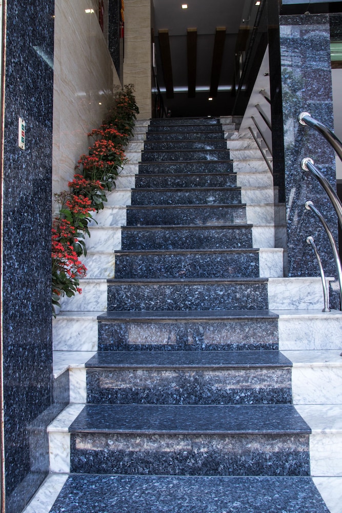 Xuan Hung Hotel 4/55