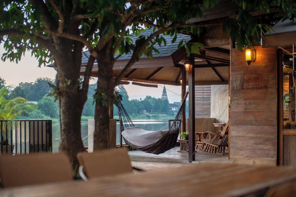 Tolani Riverside Chiang Mai Villa 55/60
