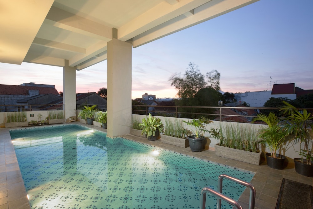 Khas Tegal Hotel in TEGAL