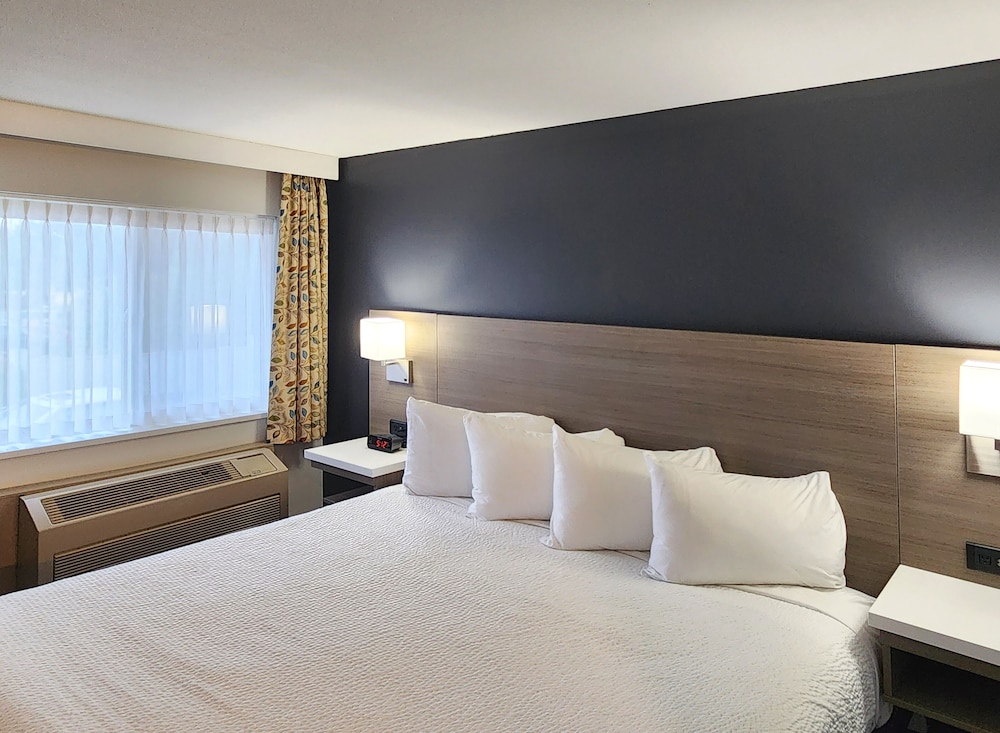 STANDARD, KING BED