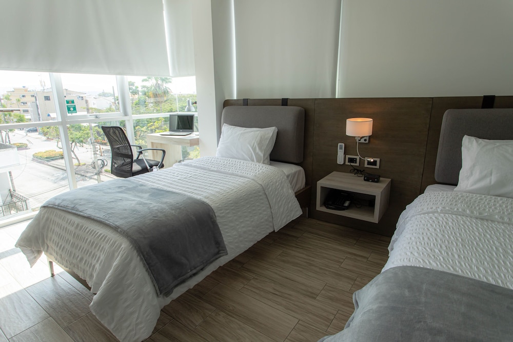 Hotel Puerto Pacifico Guayaquil Airport 13/50