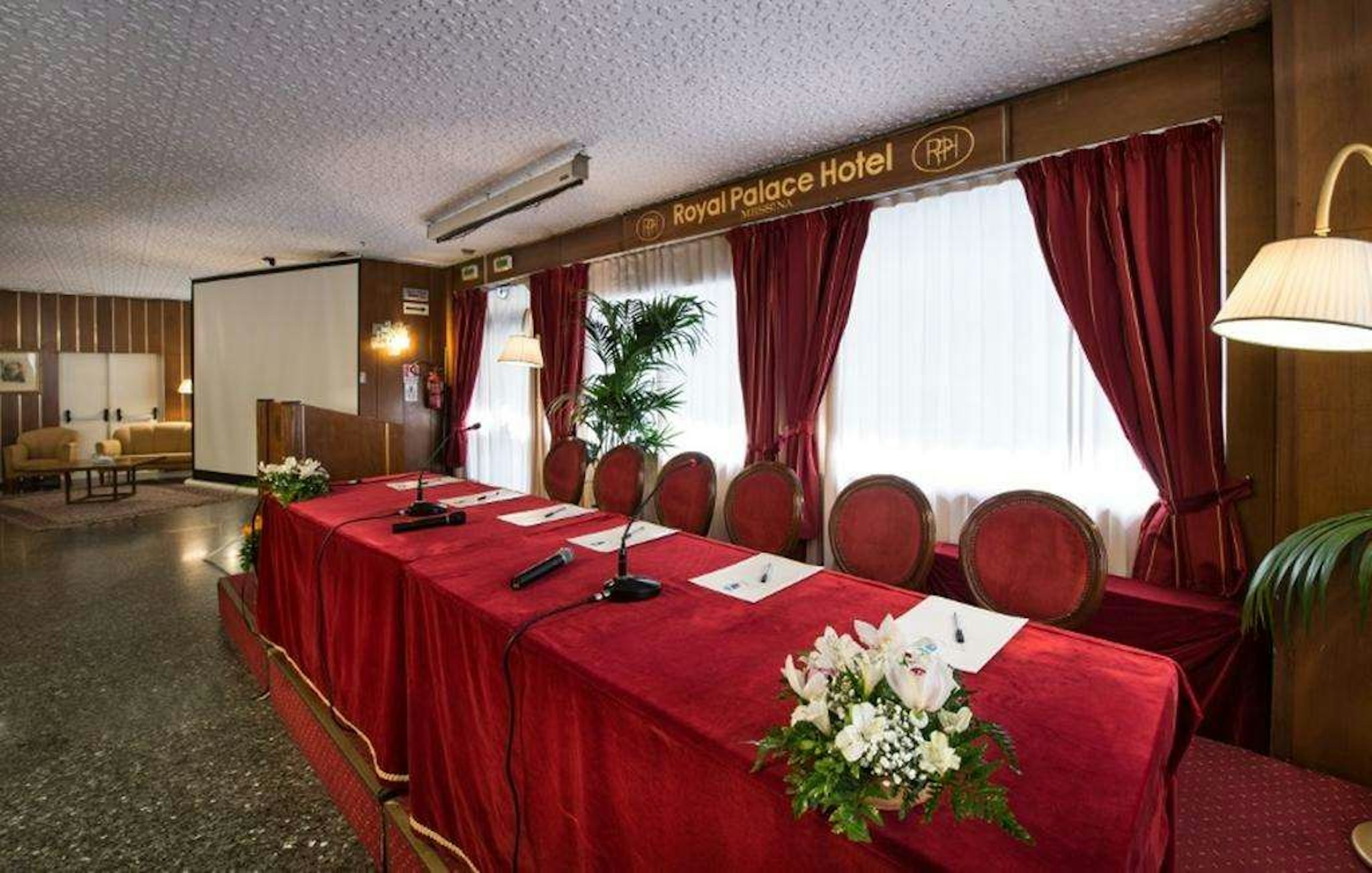 Royal Palace Hotel Formerly Nh Royal Palace 44/62