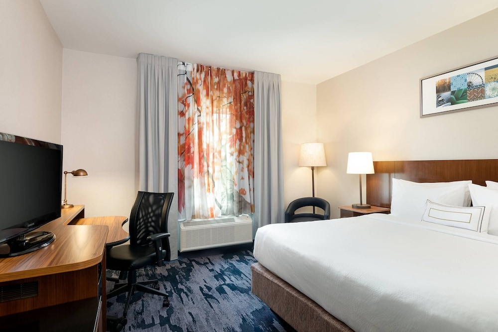 Fairfield Inn & Suites Savannah Airport 6/49