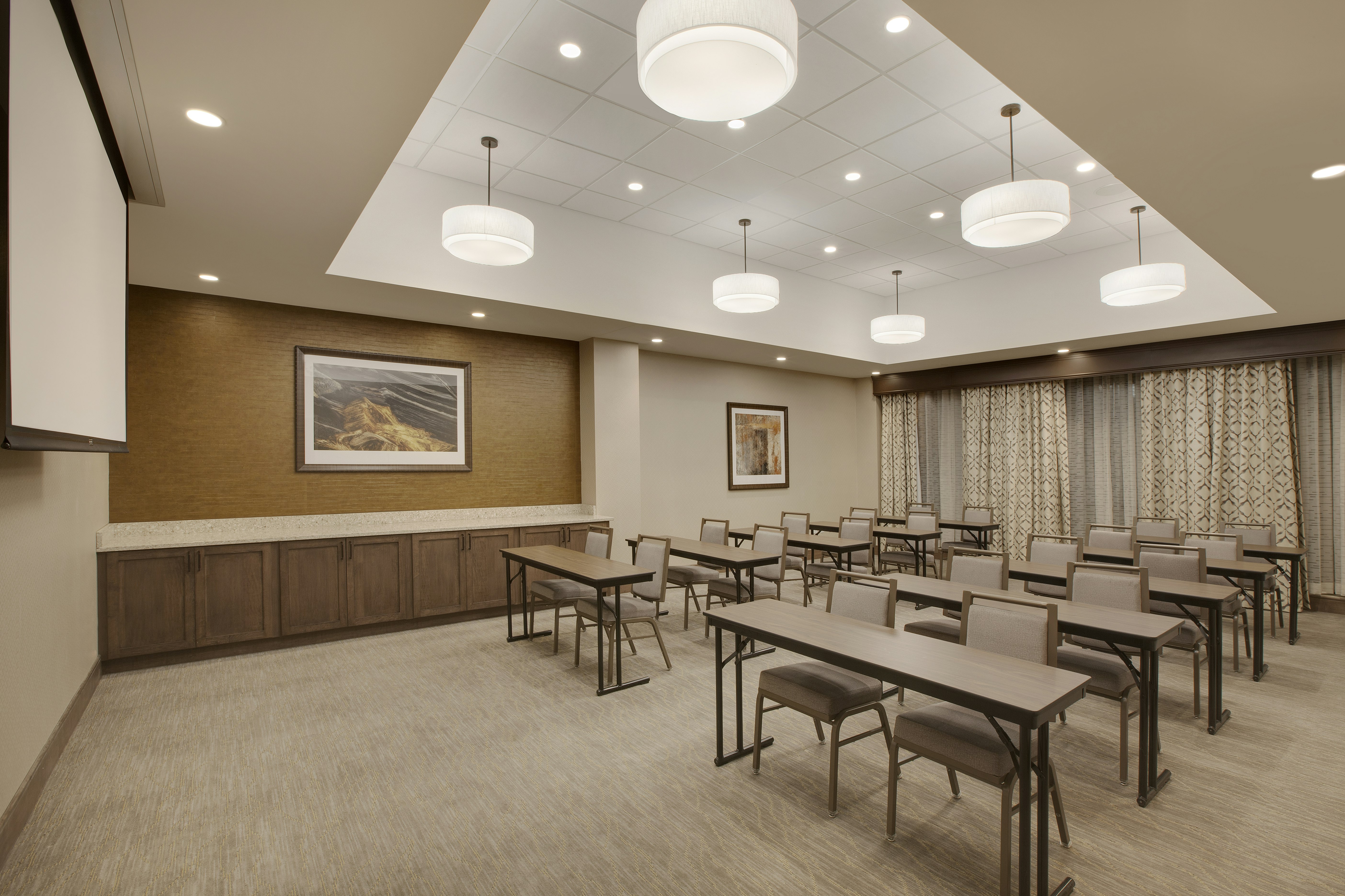 Homewood Suites By Hilton Louisville Downtown Ky 28/39