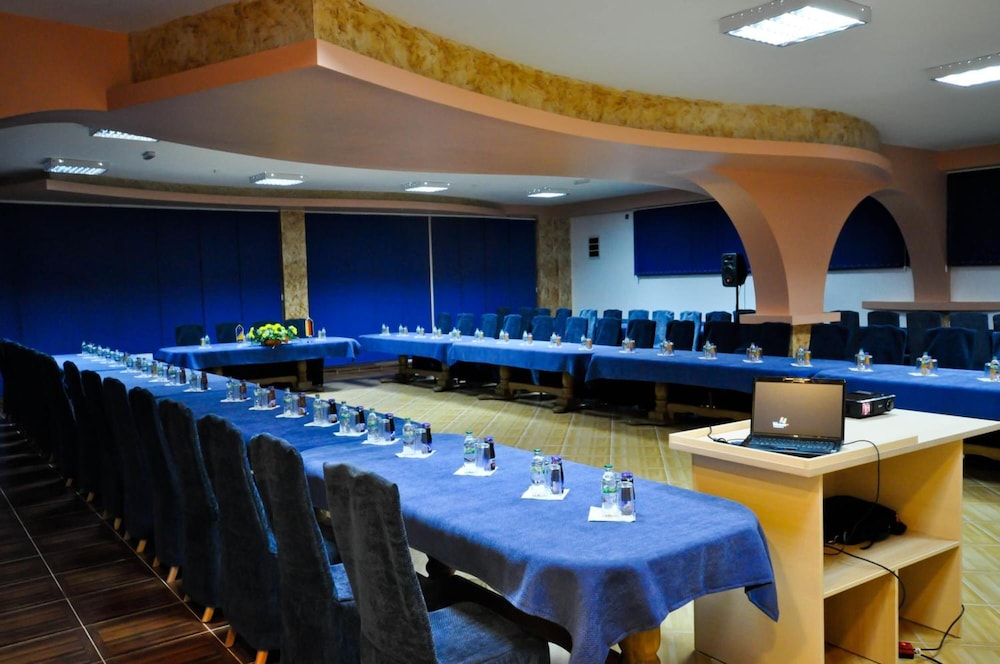 Bm International Hotel 30/38
