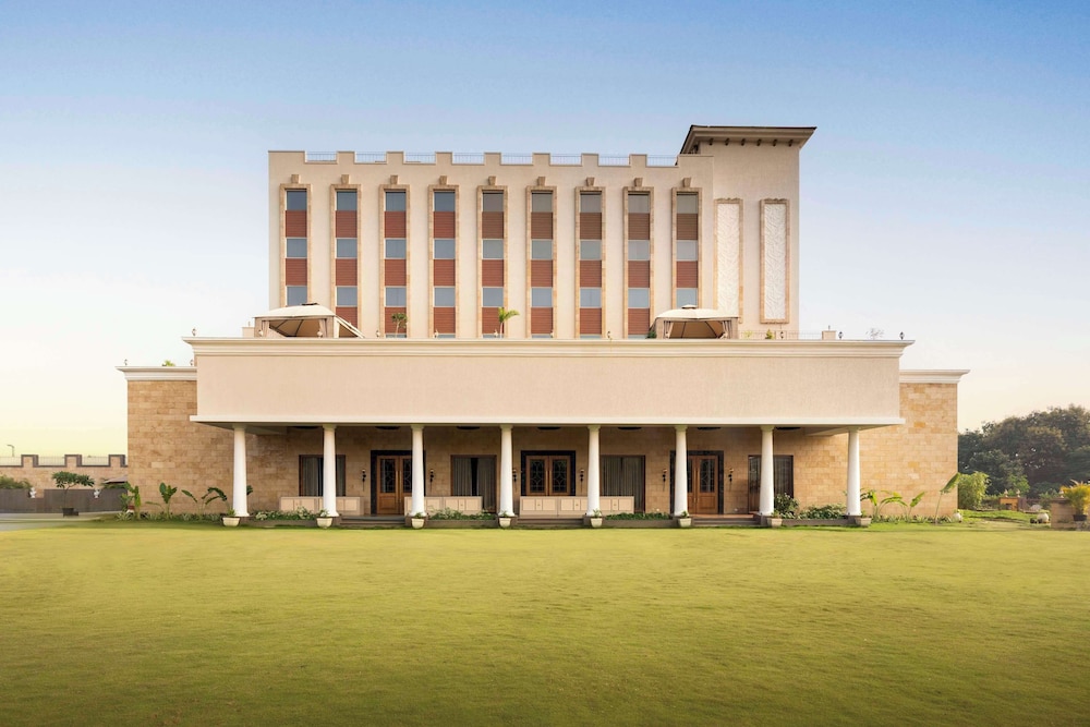 Jasraj Palace Yavatmal Hotel, a member of Radisson Individuals 1/24