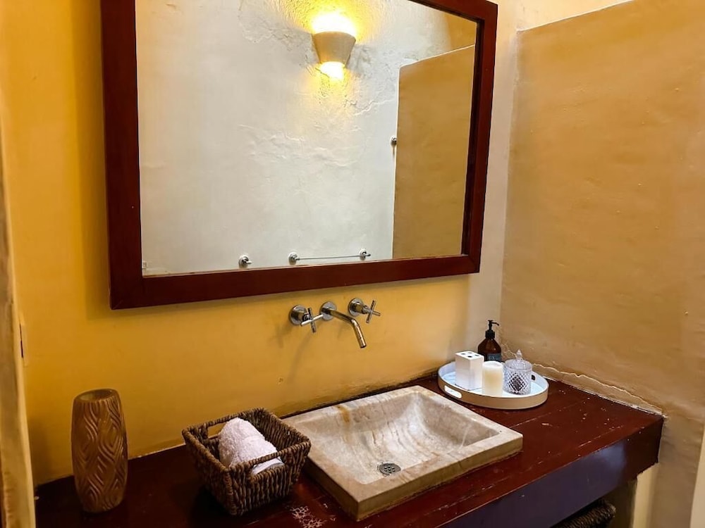 Casa Gaitana Alma Hotels 42/43