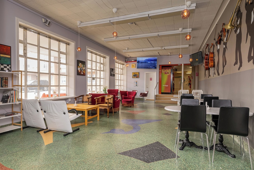 Hostel B47 31/45