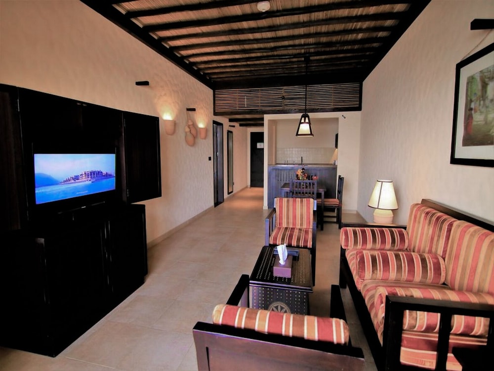 Azimut Hotel Musandam 46/68