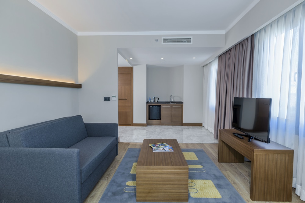 Nearport Hotel 22/34