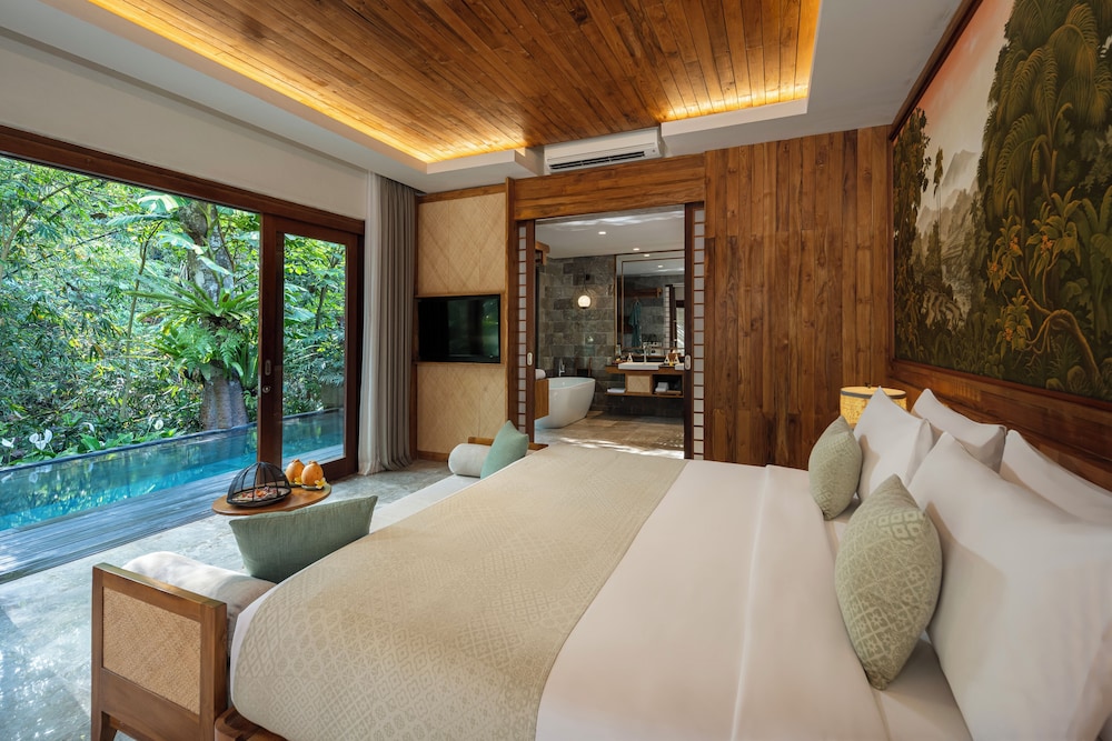 Signature, Villa, King Bed, Jungle View