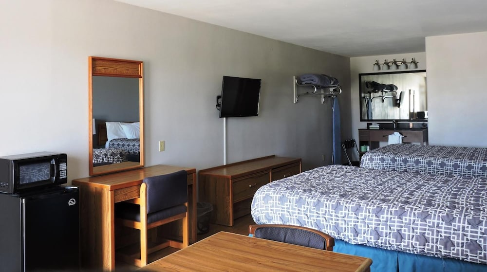 Riata Inn 11/33