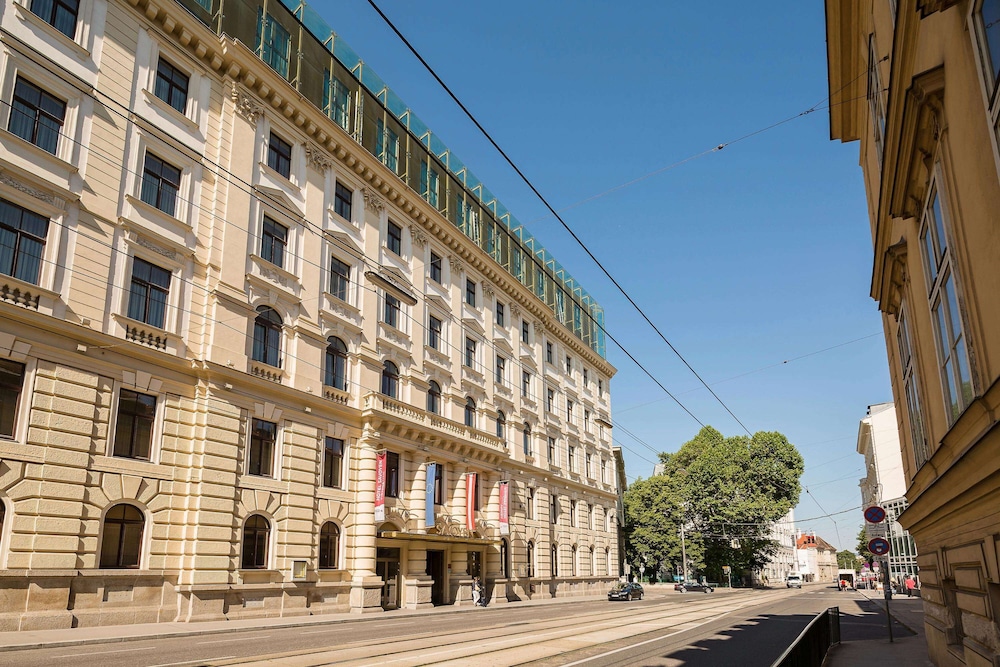 Austria Trend Hotel Savoyen 75/80