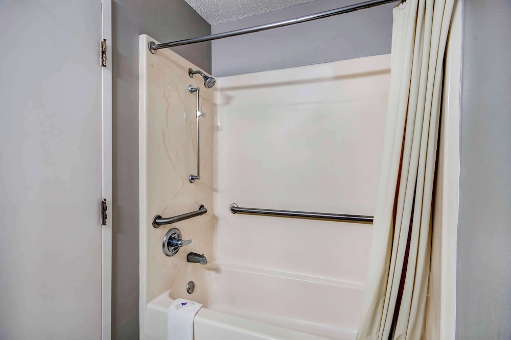 Studio 6 Extended Stay - Ocean Springs, MS 53/53