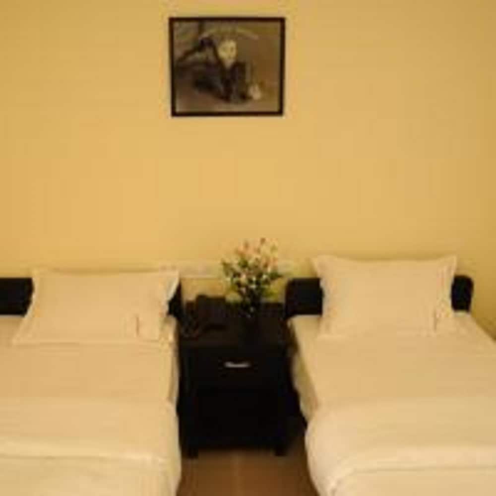 Balaji Residency 41/51