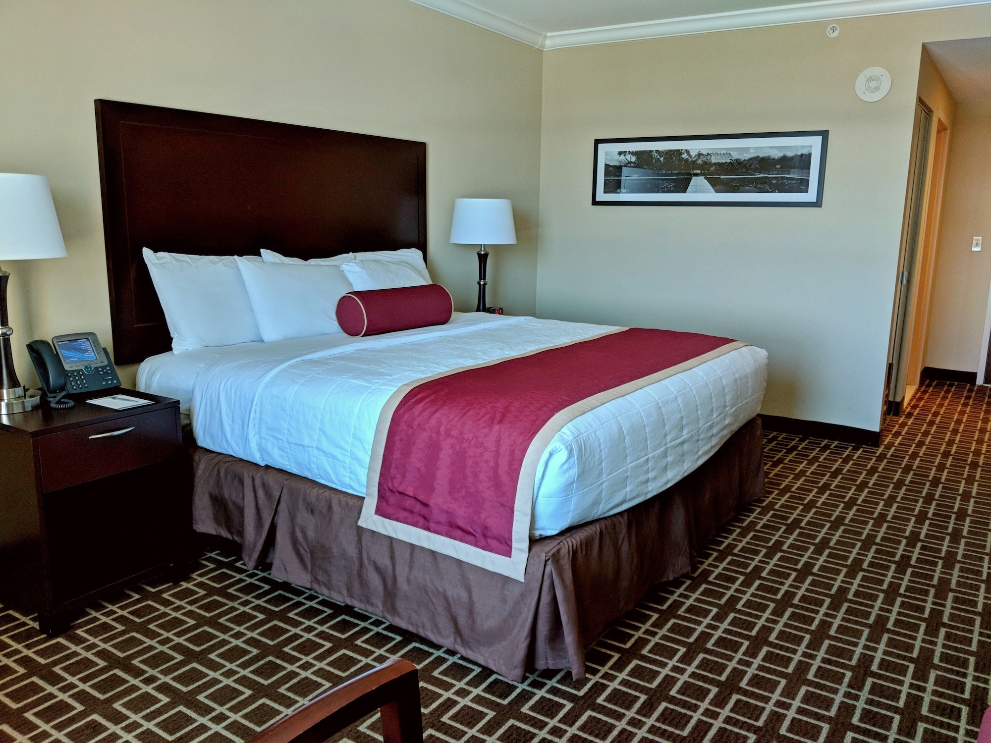 DELUXE, 2 QUEEN BEDS