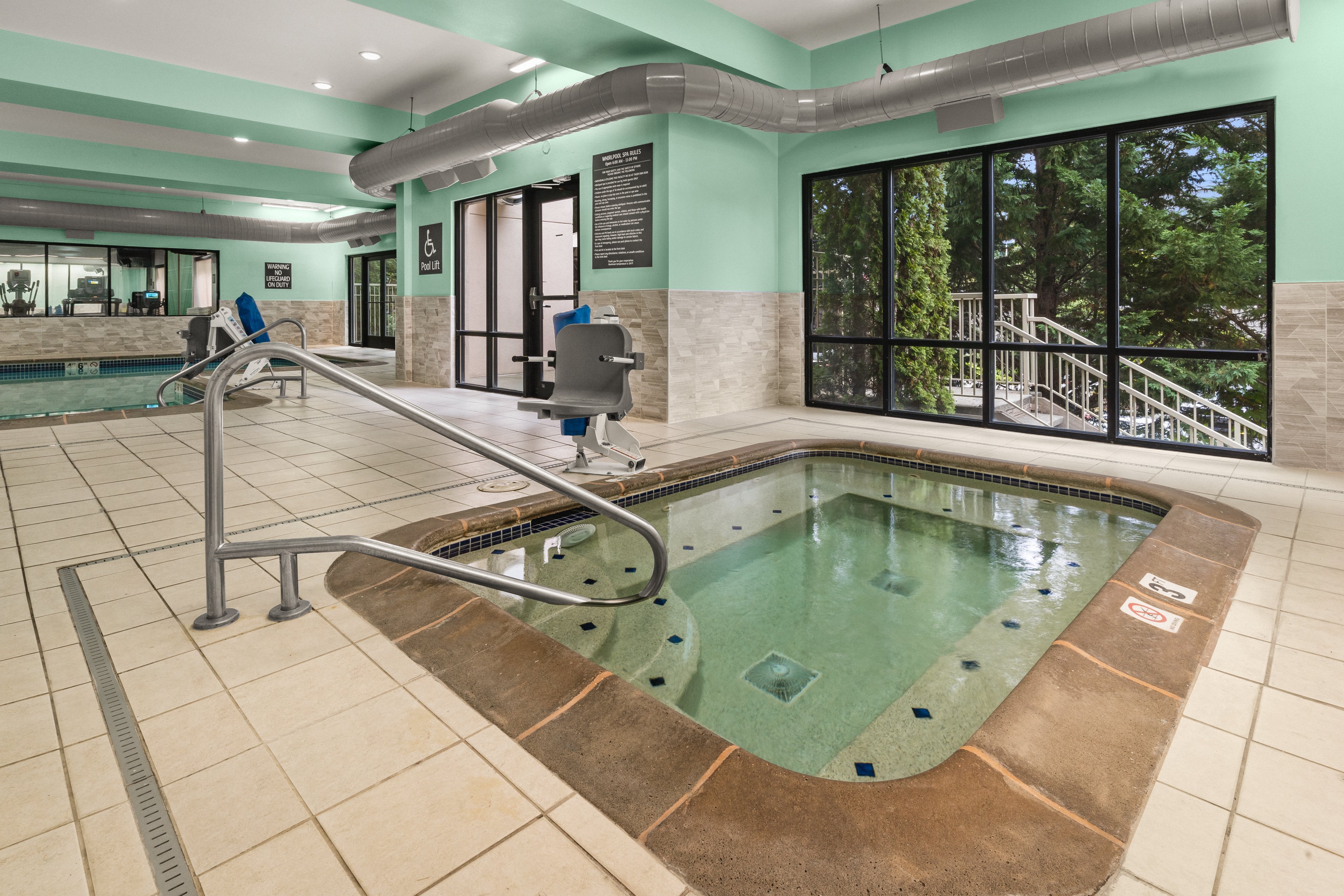 Holiday Inn and Suites Bothell an IHG Hotel (ex. Red Lion Inn & Suites) 4/13