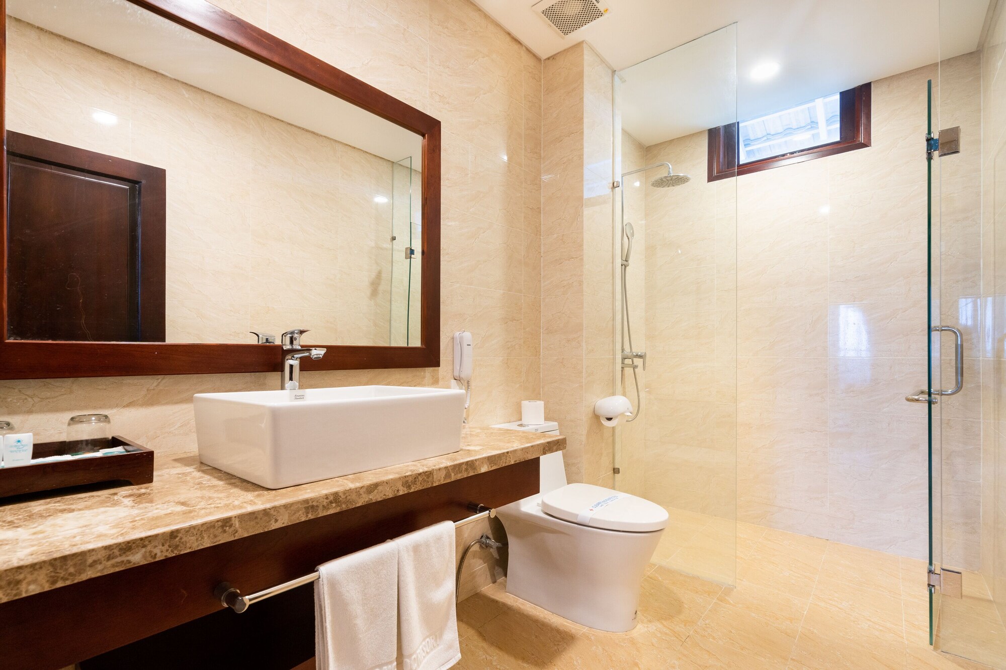 غرفة عائلية بسريرين مزدوجين بإطلالة على البحر، Hoang Ngoc Beach Resort 9/10