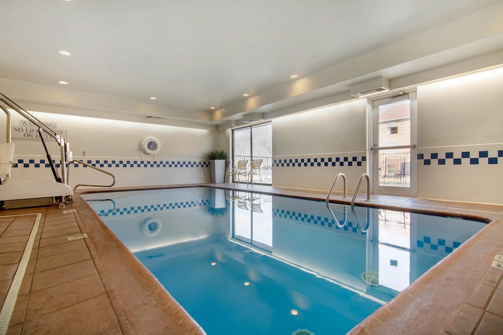 Fairfield Inn by Marriott Ft Leonard Wood 25/49