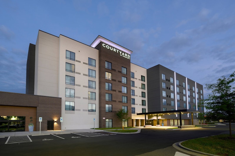 Courtyard by Marriott Charlotte Waverly 1/7