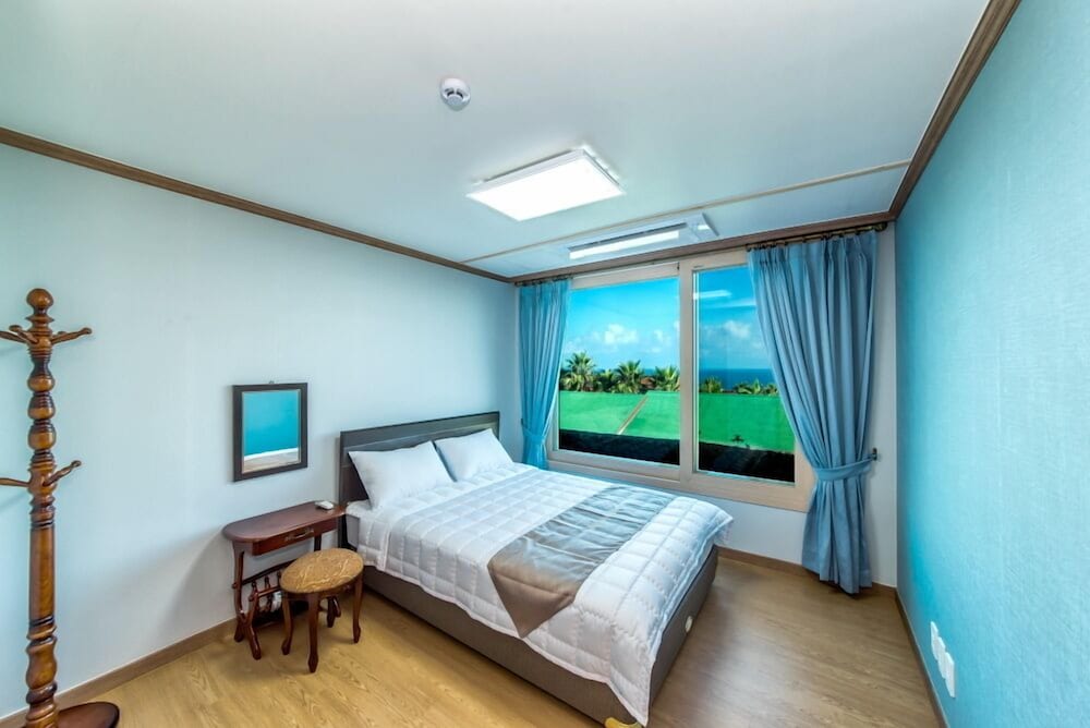 sea and wave pension