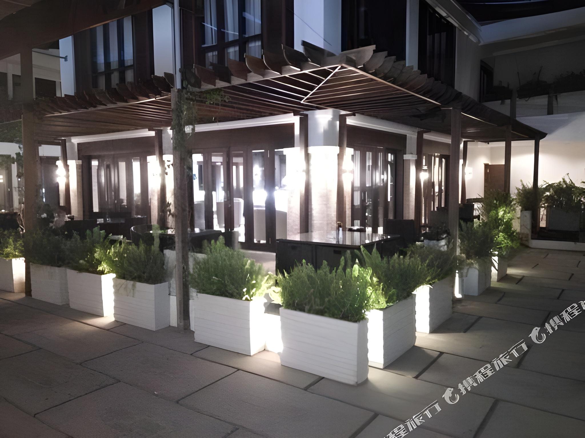 Millinov Boutique Hotel 1/18