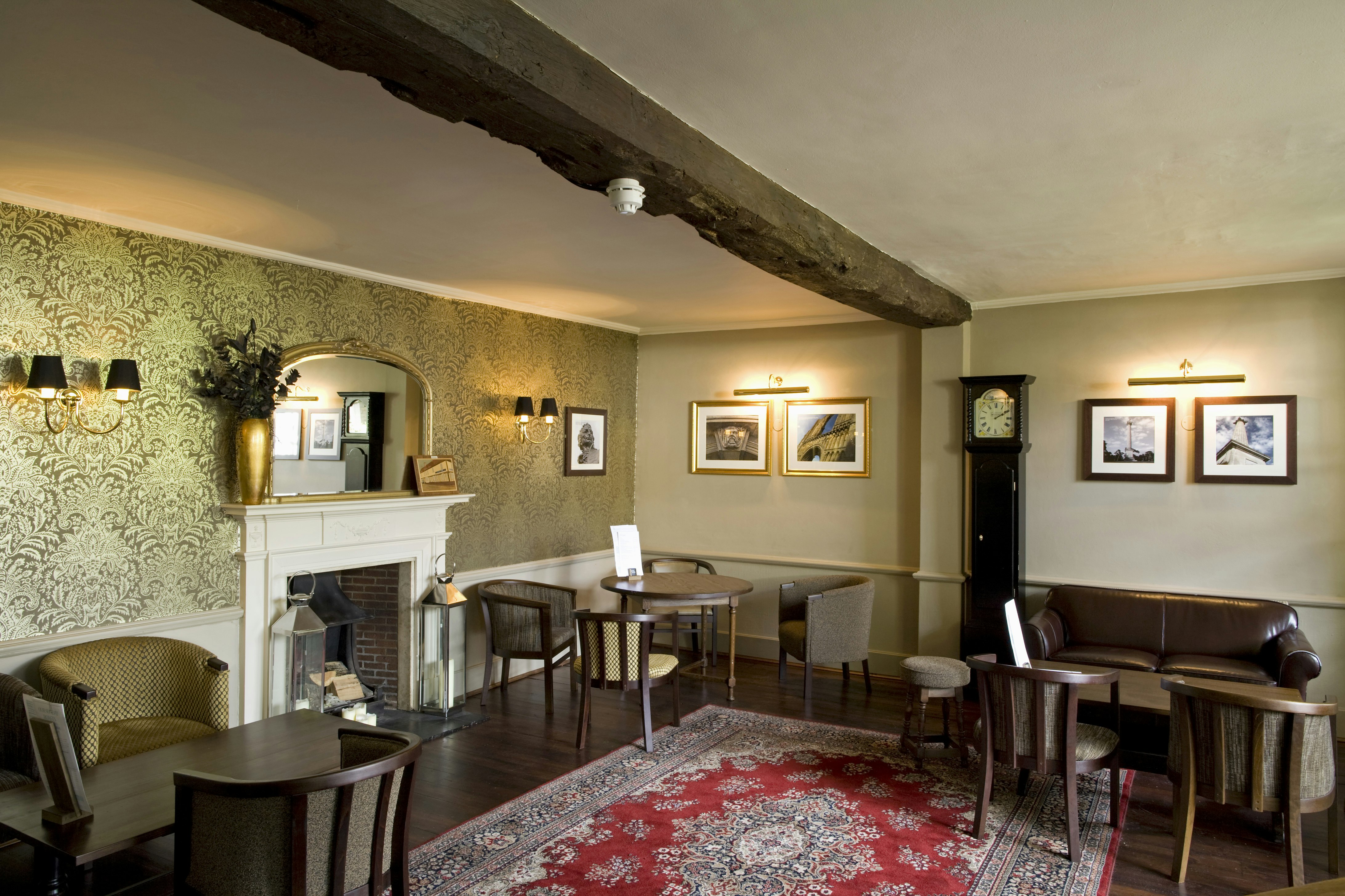 Bell Hotel 15/16