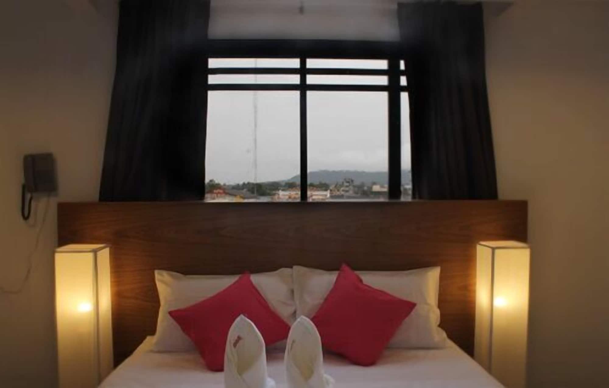 I Room Hotel 17/20