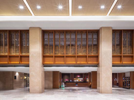 Mingyue Dongyi International Hotel 4/17