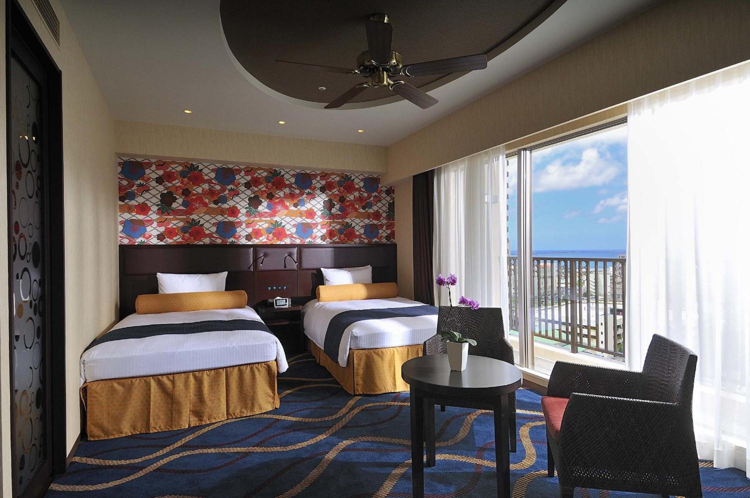 غرفة سوبيريور للمدخنين، Loisir Hotel and Spa Tower Naha 4/9