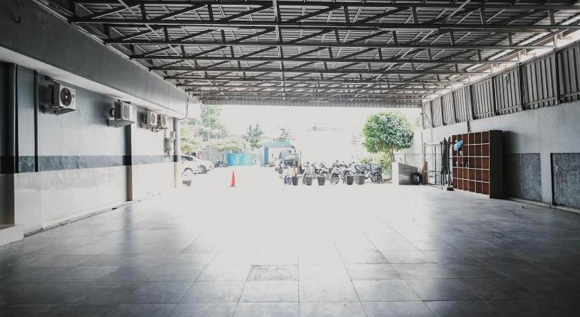 Reddoorz Near Itc Cempaka Mas 43/54