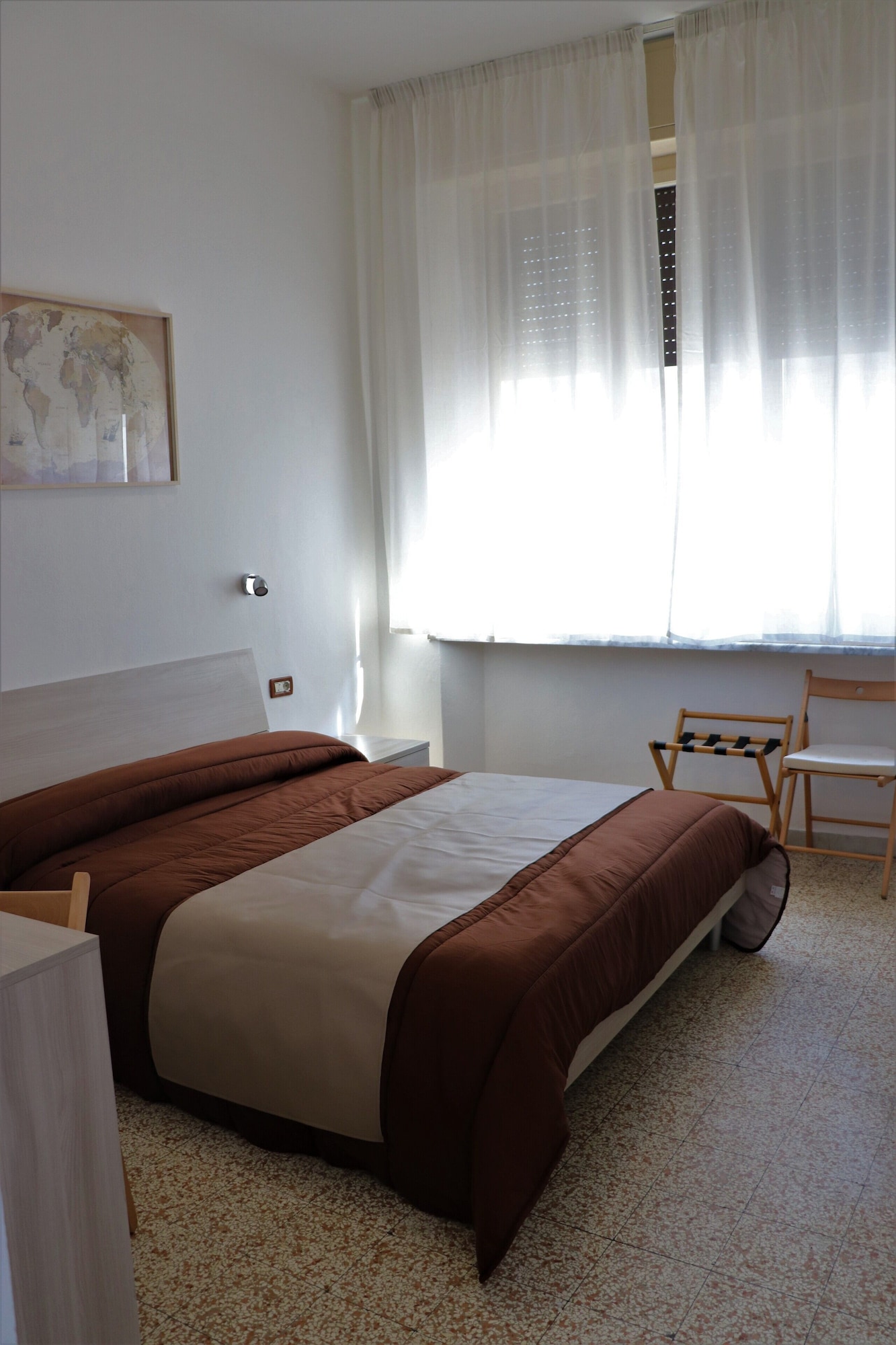 ECONOMY, DOUBLE BED