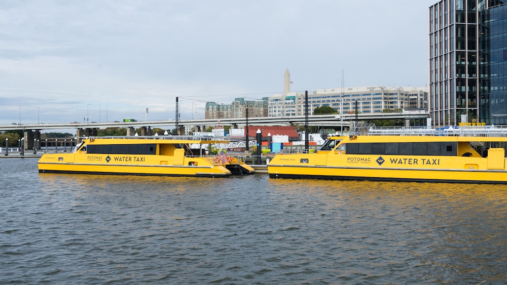 HYATT HOUSE WASHINGTON DC / THE WHARF 59/64