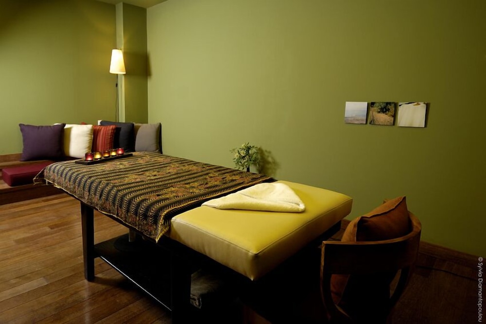 Emelisse Hotel 27/59