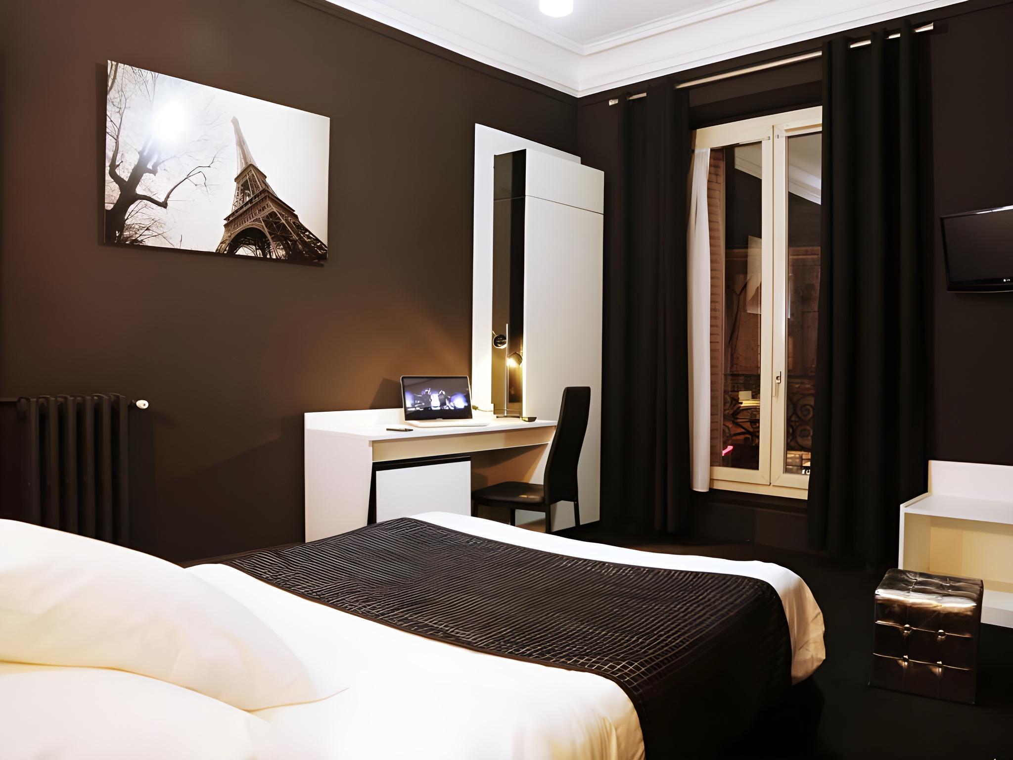 Room, Single, Double Bed