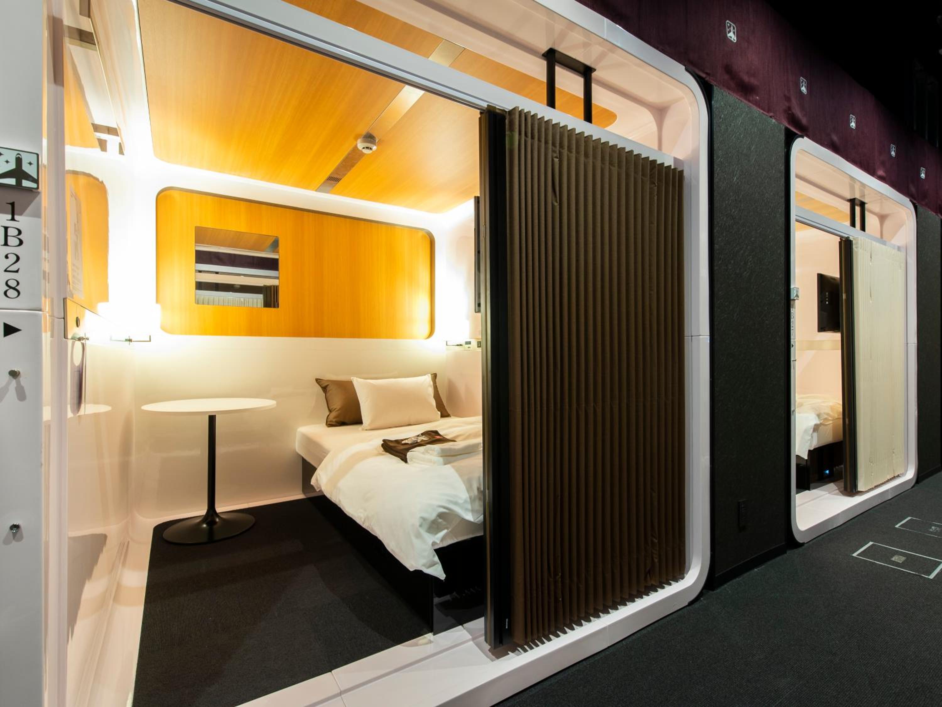 Female Only, First Class, Cabin