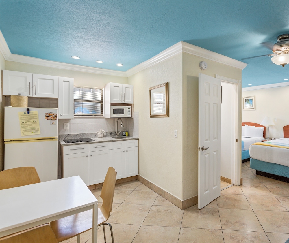Bayview Plaza Waterfront Resort 32/70