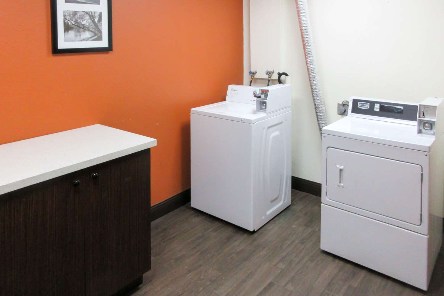 Holiday Inn Express & Suites Dania Beach - Airport Area 11/41